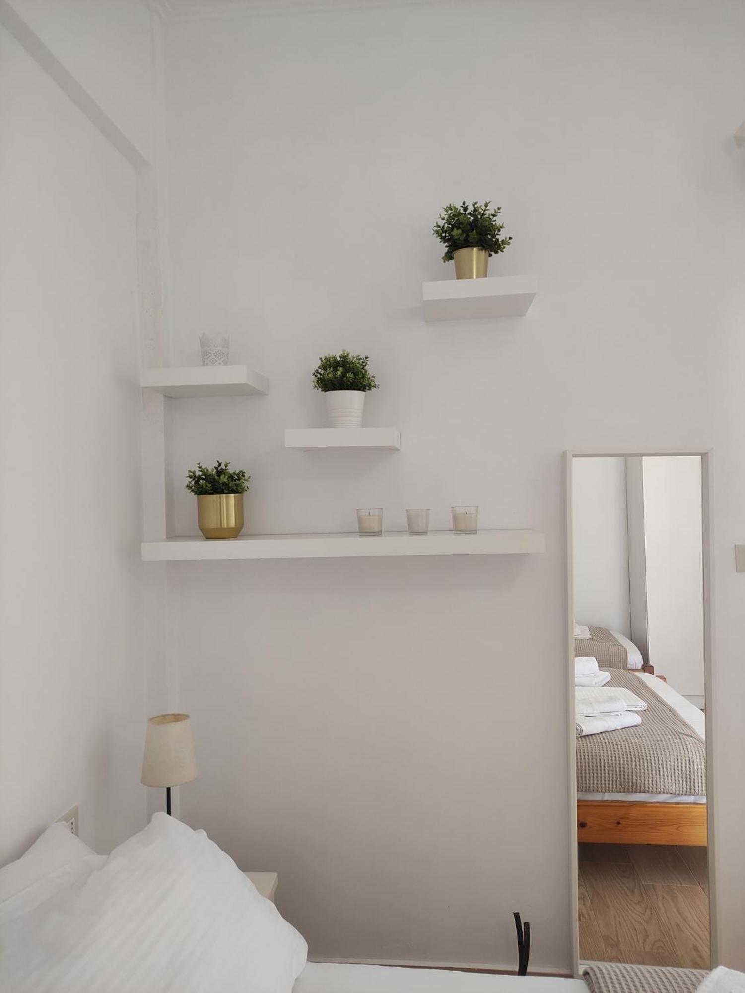 Comfy Hill Apartments Sarandë Esterno foto